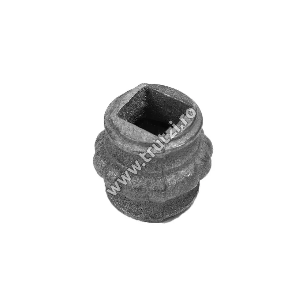 Imagine element de mijloc turnat gaura 16x16mm, h 38mm, l 35mm